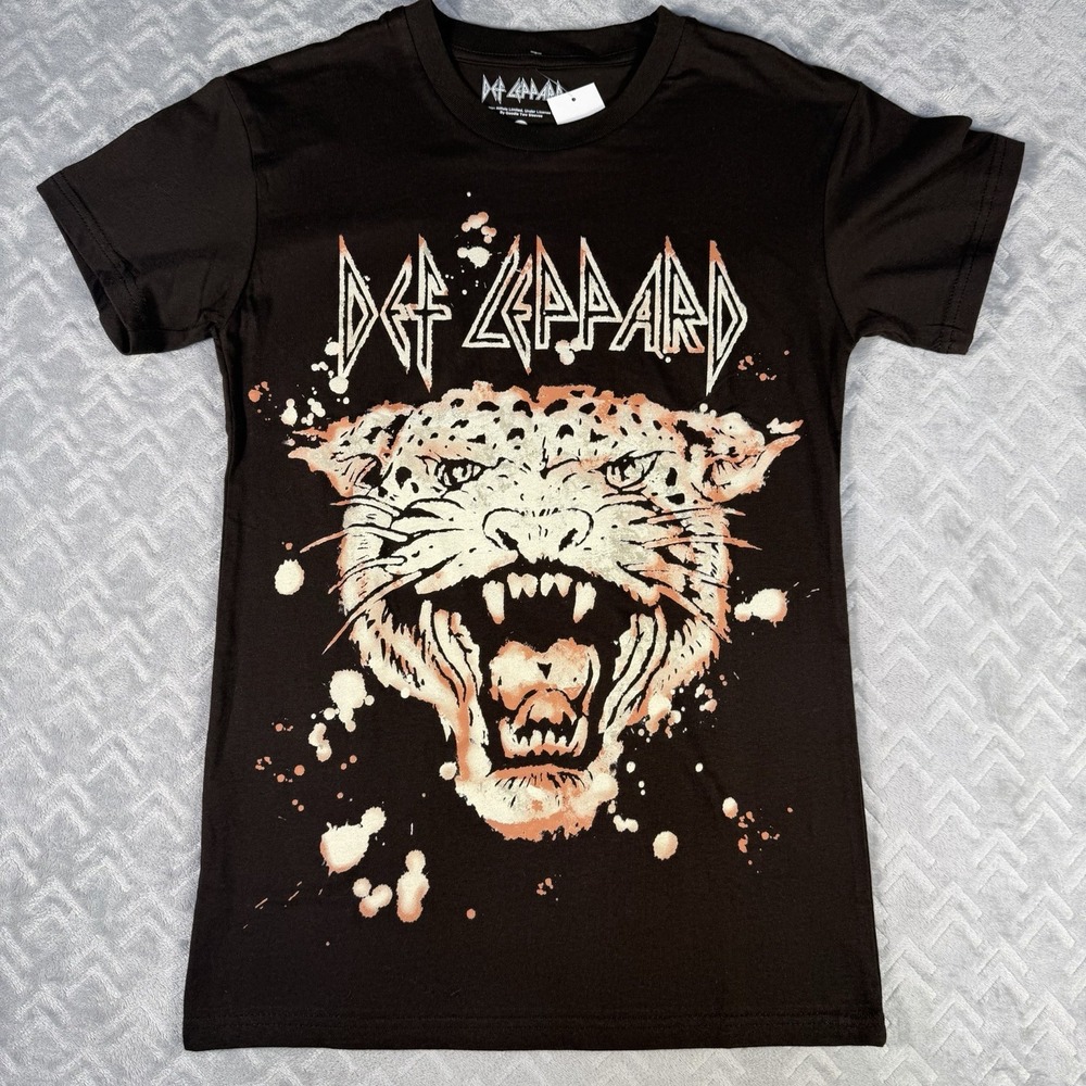 Def Leppard T-Shirt Roaring Leopard Rock Band Graphic Tee S M L Choice Brown NWT